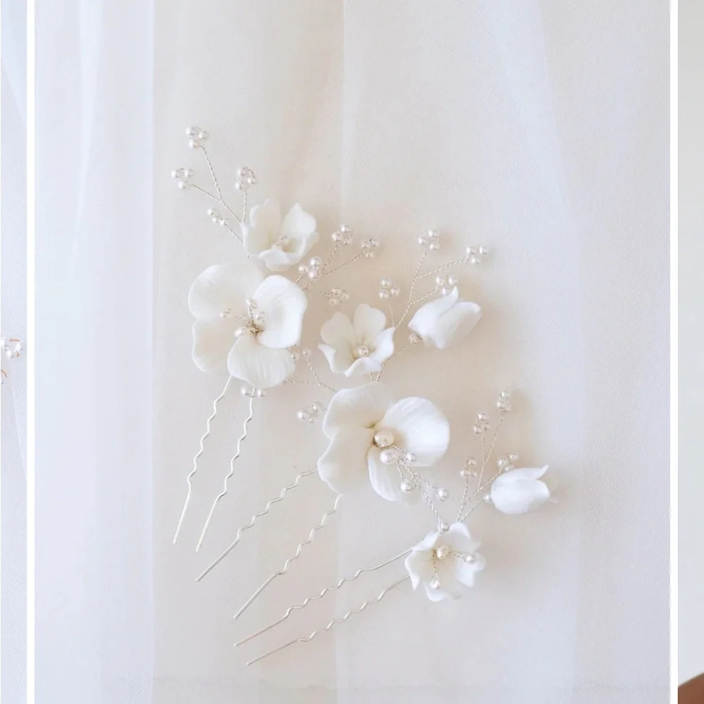 Elegant White Floral Hair Pins
